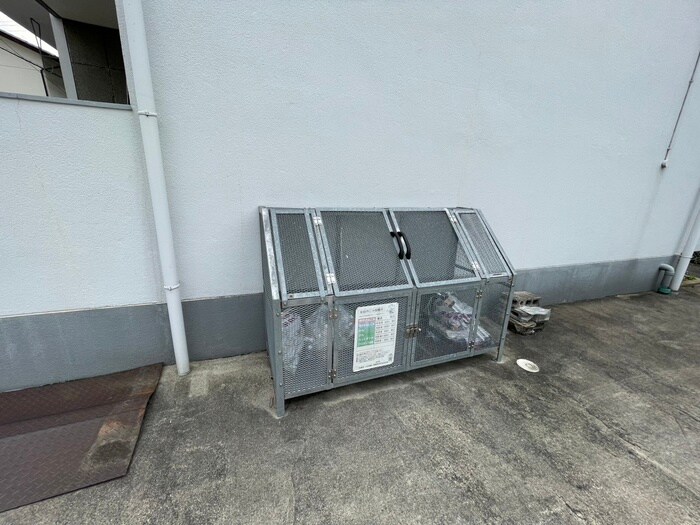 物件外観写真6　(建物設備)