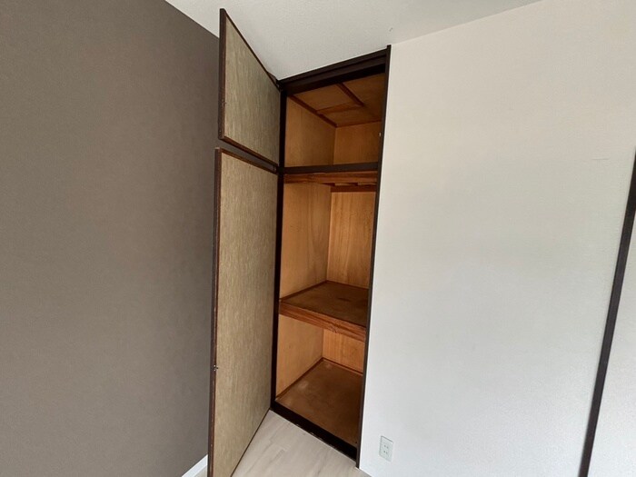 物件内観写真13　(収納)