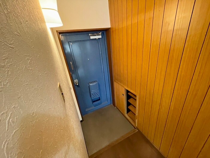 物件内観写真19　(玄関)