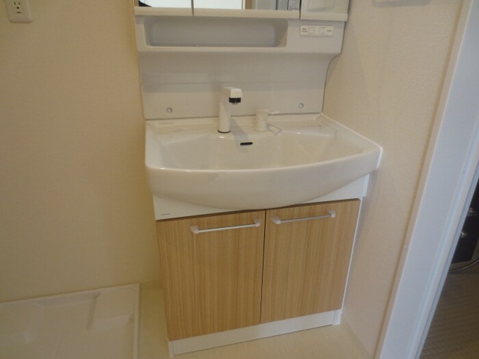 物件内観写真9　(洗面)