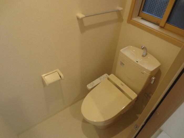 物件内観写真11　(トイレ)