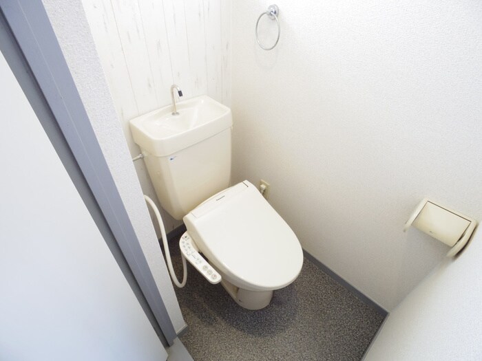 物件内観写真16　(トイレ)