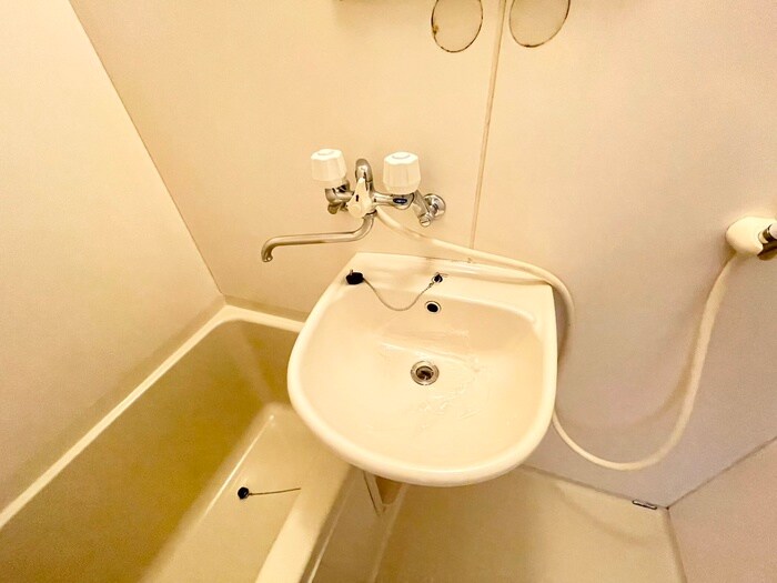 物件内観写真16　(洗面)