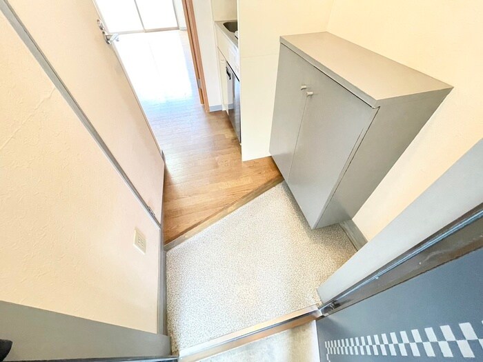 物件内観写真19　(玄関)