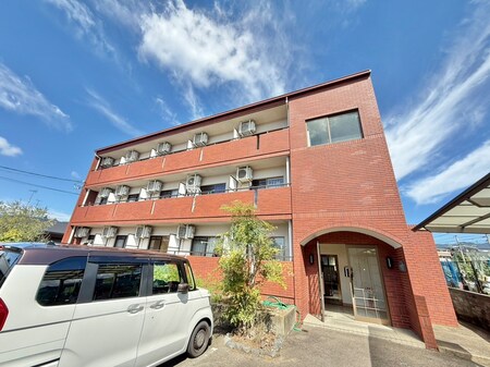 Ｌｅ ｃｈａｌｅｔ ＡＫＡＩ外観写真