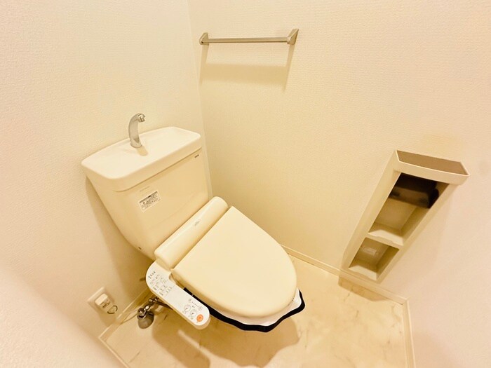 物件内観写真12　(トイレ)