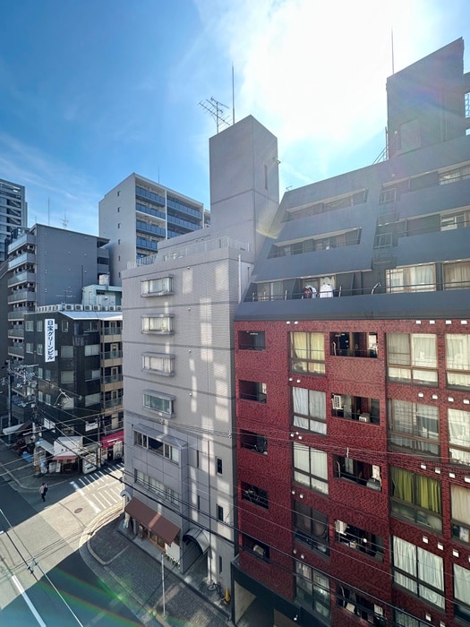 物件内観写真16　(室内からの展望)