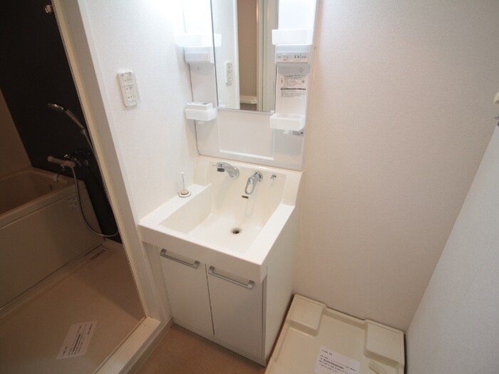 物件内観写真11　(洗面)