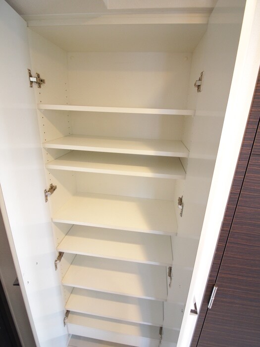 物件内観写真16　(靴箱)