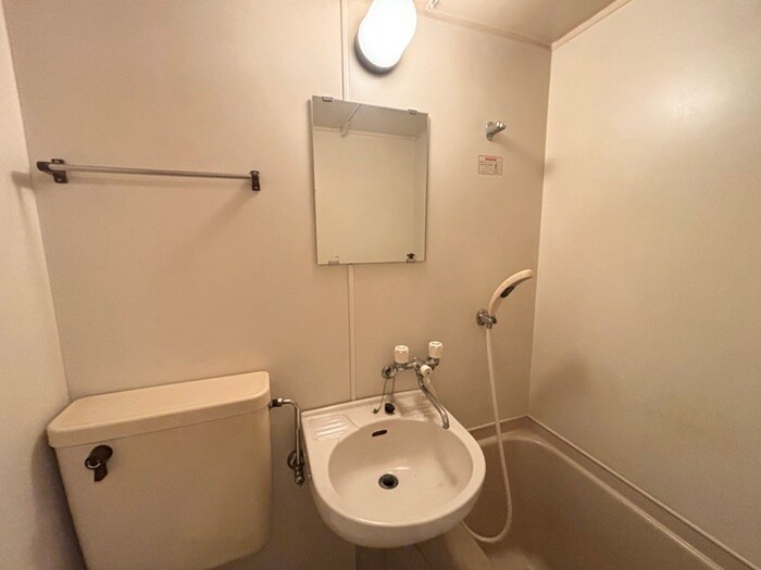 物件内観写真10　(洗面)