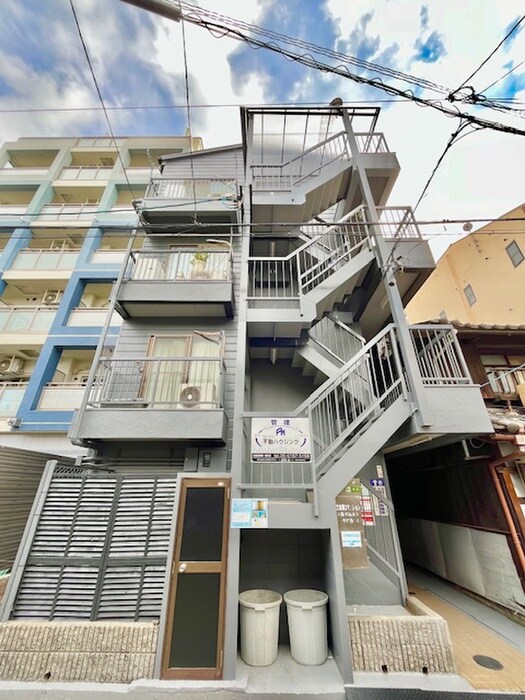 物件外観写真3　(外観写真)