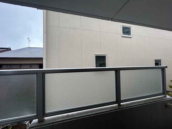 物件内観写真16　(室内からの展望)