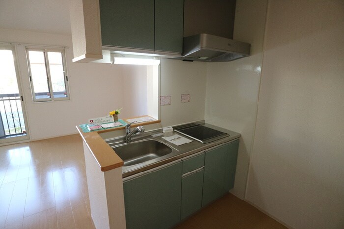 物件内観写真3　(キッチン)