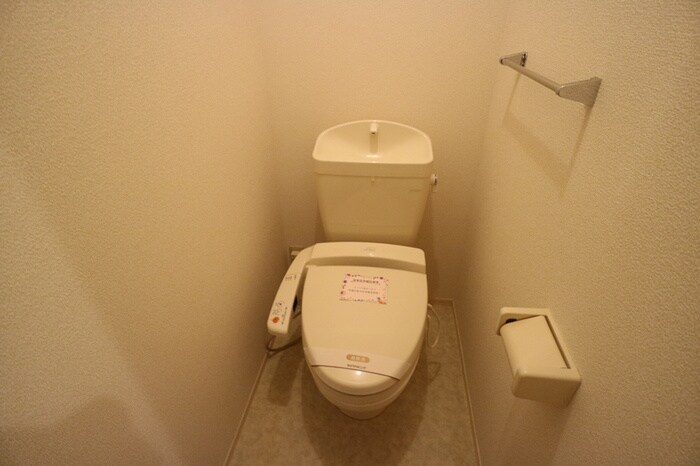 物件内観写真6　(トイレ)