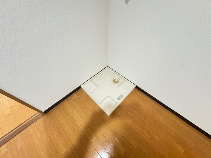 物件内観写真20　(洗濯機置場)