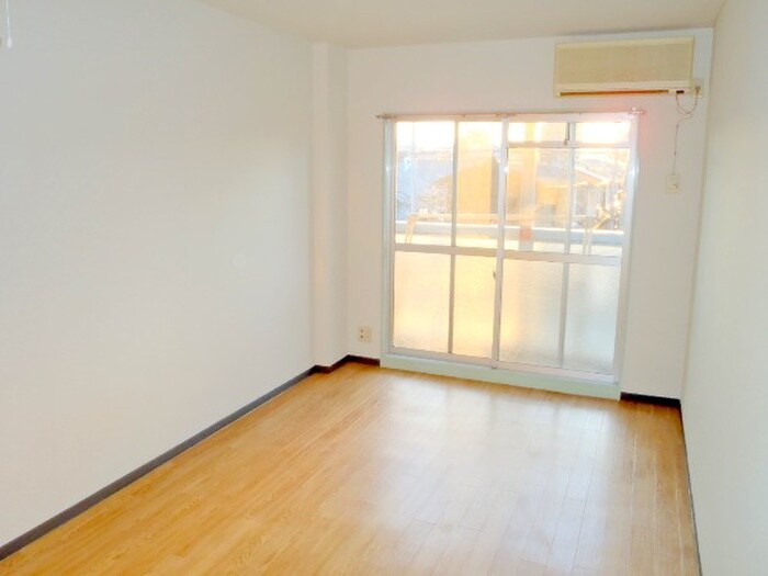 物件内観写真12　(居室)