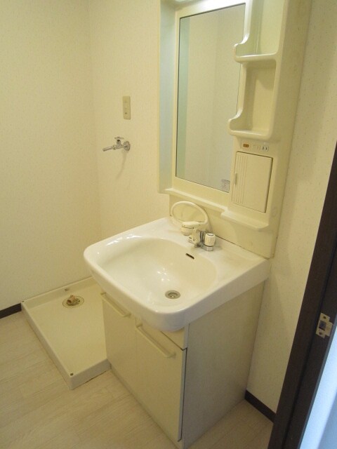 物件内観写真7　(洗面)