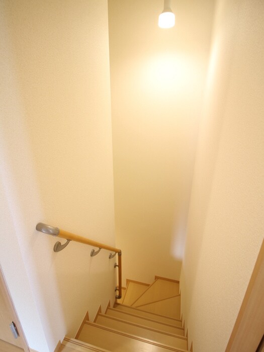 物件内観写真19　(廊下)