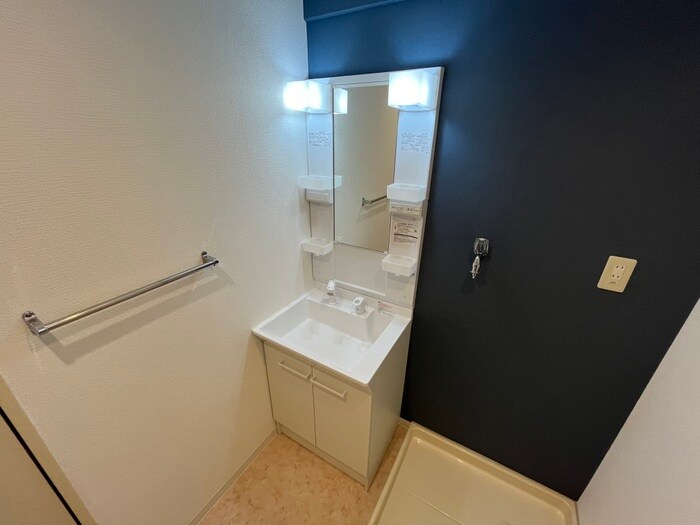 物件内観写真9　(洗面)