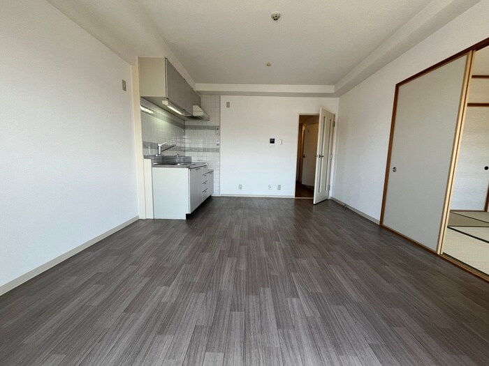 物件内観写真13　(居室)