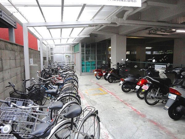 バイク置き場