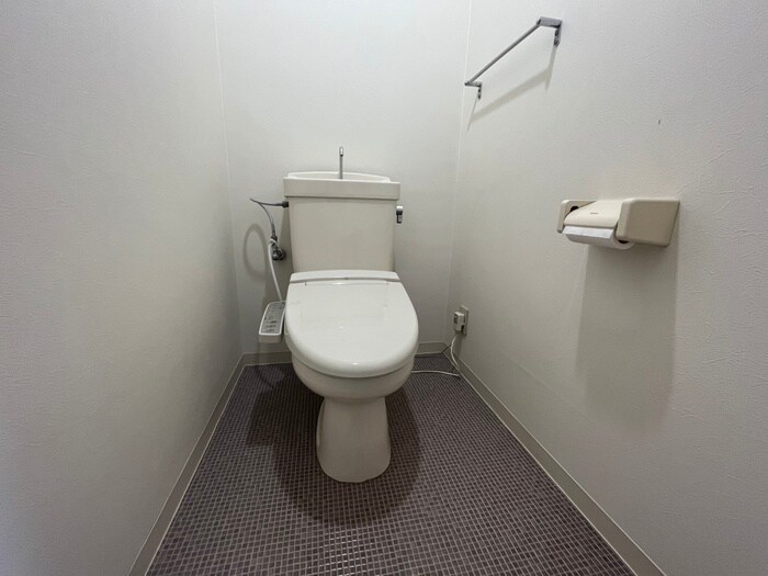 物件内観写真11　(トイレ)