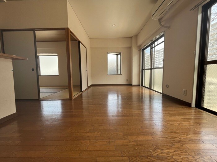 物件内観写真13　(居室)