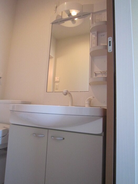 物件内観写真6　(洗面)