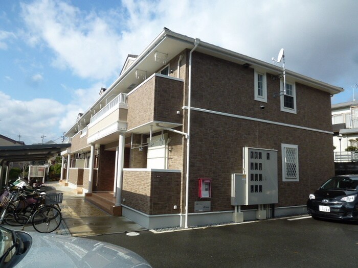 物件外観写真2　(外観写真)