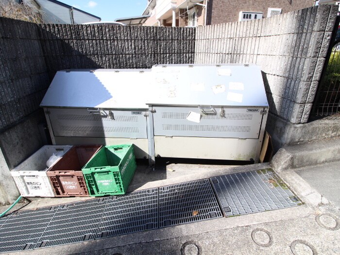 物件外観写真6　(建物設備)