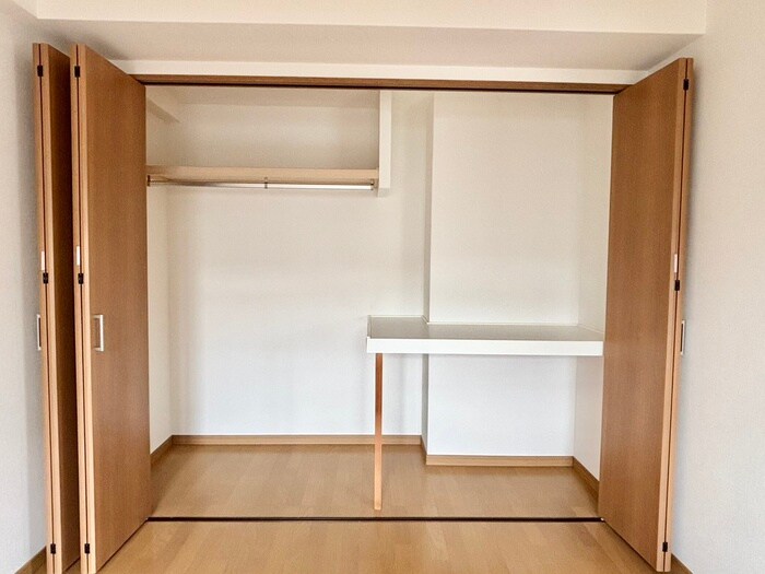 物件内観写真12　(収納)