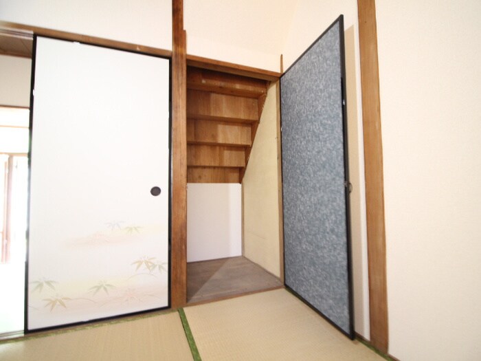 物件内観写真8　(収納)