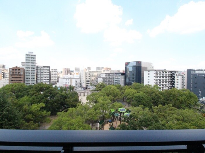 物件内観写真20　(室内からの展望)