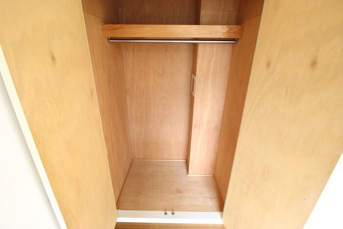 物件内観写真12　(収納)