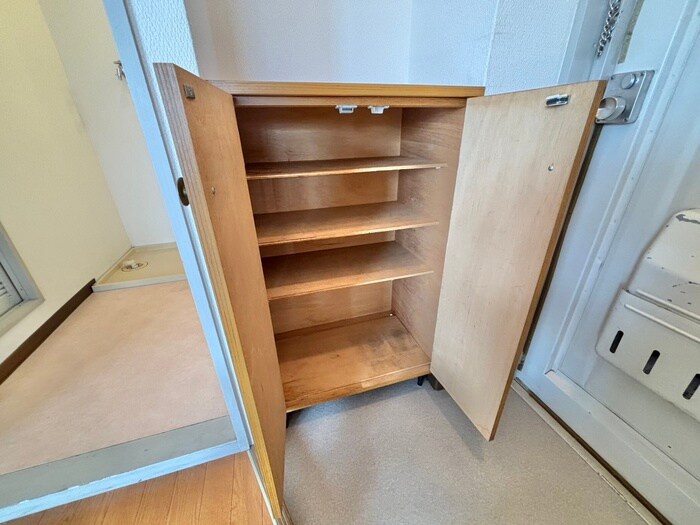 物件内観写真17　(靴箱)