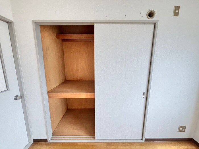 物件内観写真18　(収納)