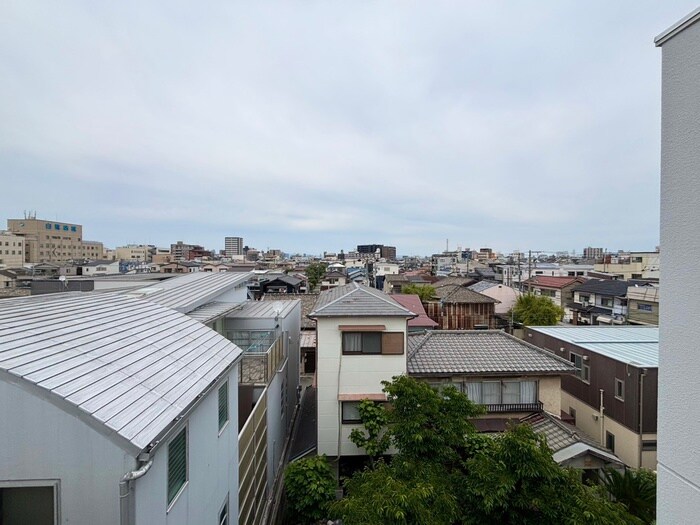 物件内観写真22　(室内からの展望)