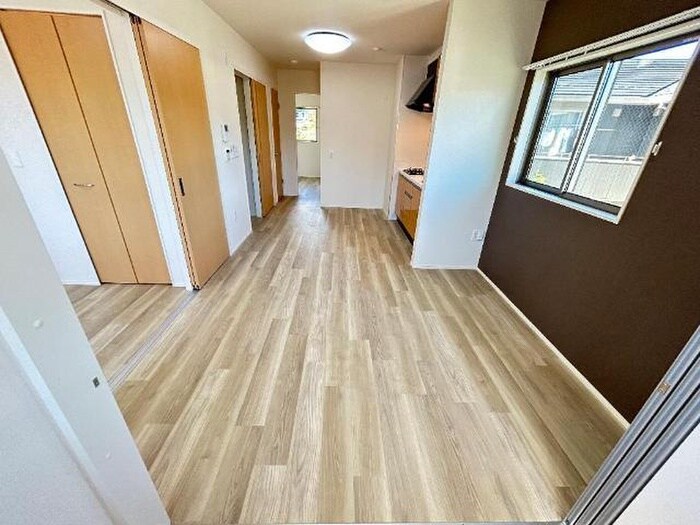 物件内観写真4　(居室)