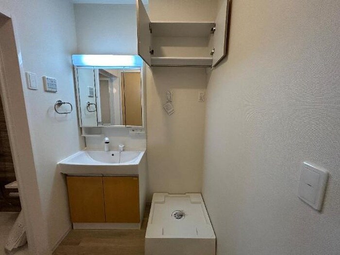 物件内観写真12　(洗面)