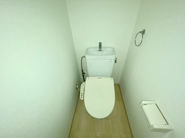 物件内観写真10　(トイレ)