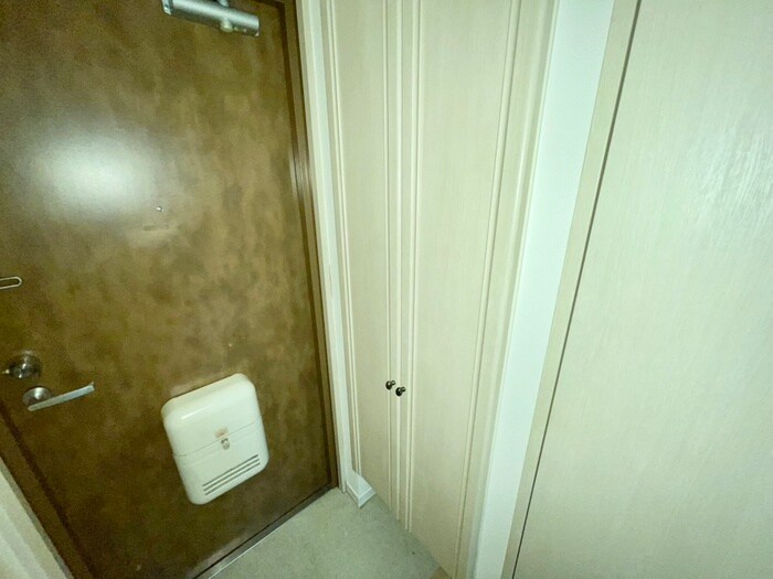 物件内観写真15　(靴箱)