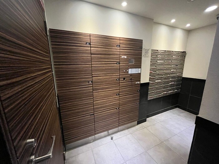 物件外観写真4　(建物設備)