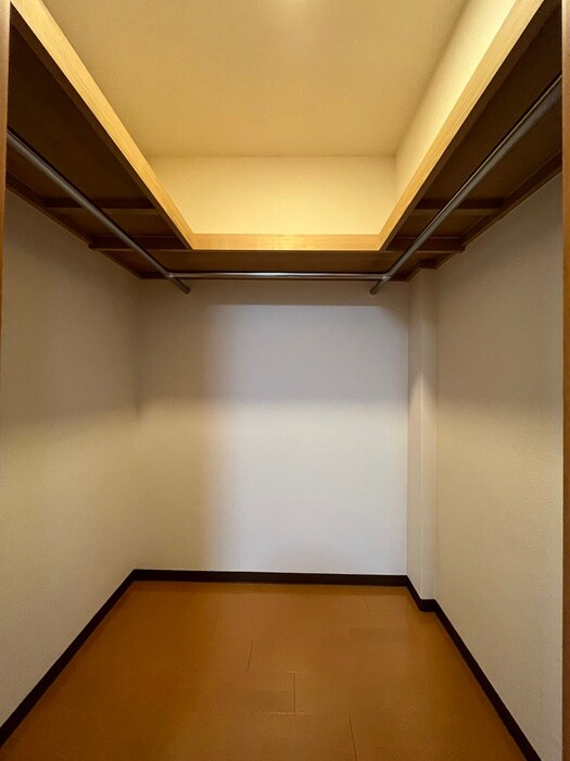 物件内観写真13　(収納)