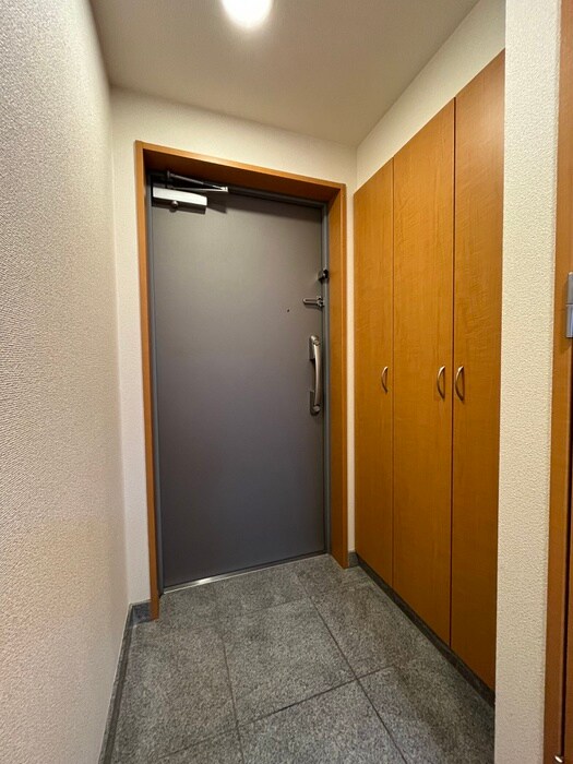 物件内観写真14　(玄関)