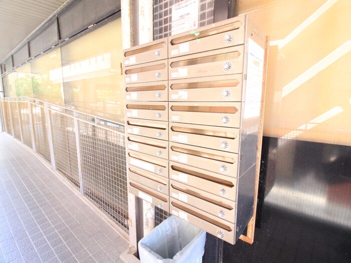 物件外観写真4　(建物設備)