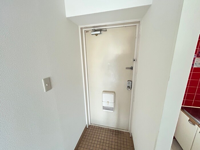 物件内観写真19　(玄関)