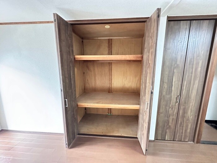 物件内観写真11　(収納)