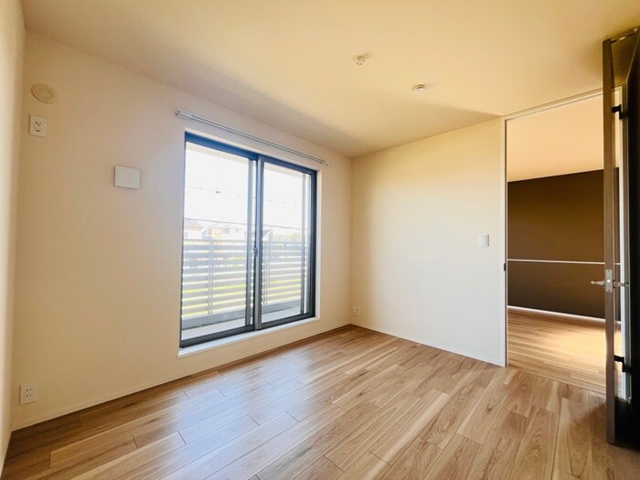 物件内観写真8　(居室)