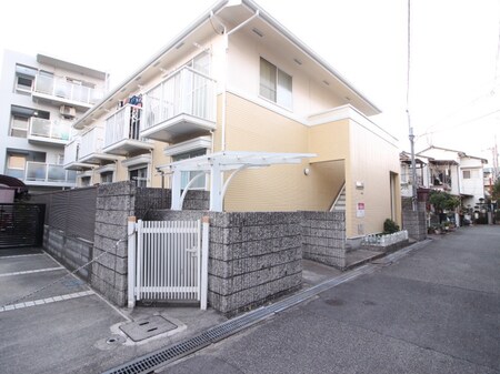 ハイツアジュレ外観写真