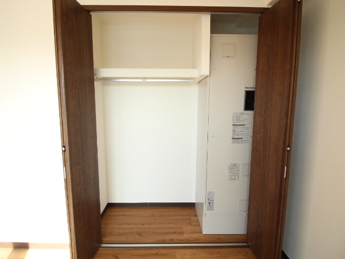 物件内観写真16　(収納)
